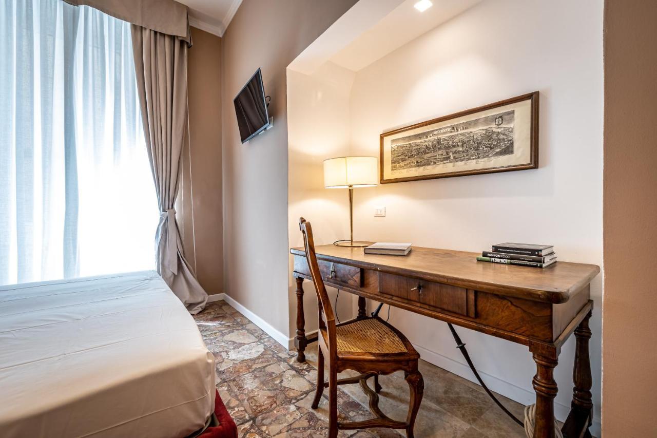 Luxury Bed And Breakfast Cerretani Palace Florence Exterior photo